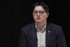 MLADEN NENADIĆ I JASMINA MILANOVIĆ GANIĆ - TUŽIOCI  KOJI SU SVE URADILI DA SRUŠE ODNOSE SRBIJE I KINE!