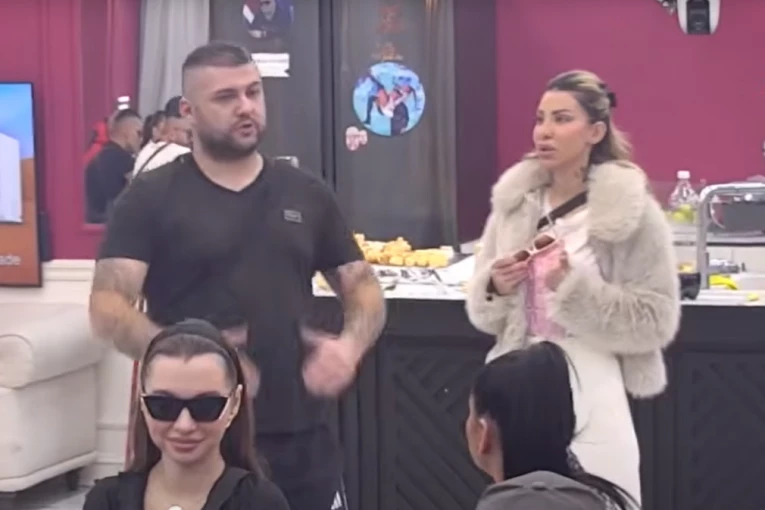 ŠOK-BOMBA O BRAKU ANELI I ASMINA! Besna se klela u MALU NORU! Durdžić je najbrutalnije ponizio pred svima! (VIDEO)