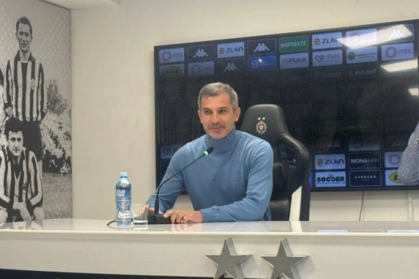 SVI ČEKAJU STOJAKOVIĆEVE REČI! Trener Partizana se obraća javnosti dan posle ludila u Humskoj!