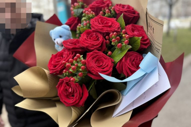 Milica Todorović dobila poklon