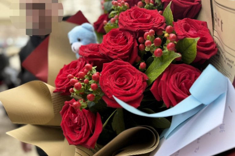 Milica Todorović dobila poklon