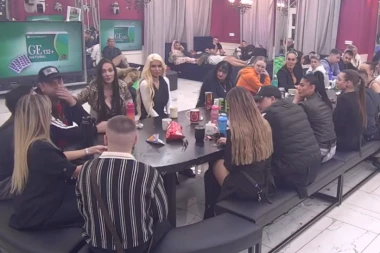 ZBOG INFORMACIJA O UČESNICI "ELITE" ĆE VAM SE OKRENUTI ŽELUDAC: Sve saopšteno u programu, gledaoci zgroženi!