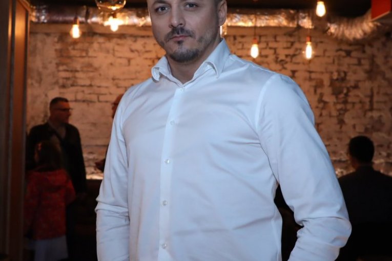 Daniel Kajmakoski pevač otet