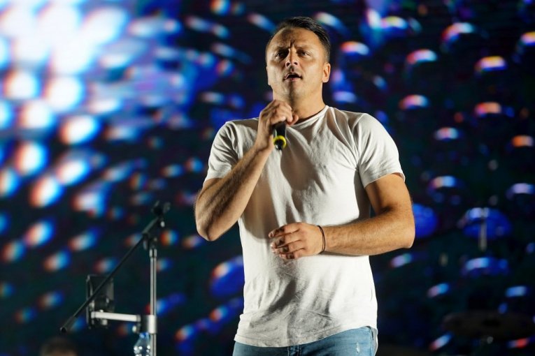 Daniel Kajmakoski pevač otet