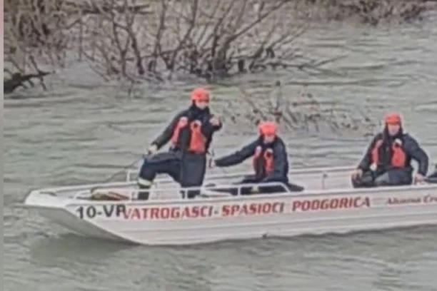 ČEŠLJA SE DNO MORAČE! Nastavlja se potraga za nestalima - SUMNJA SE DA JE ŽENA SLETELA AUTOMOBILOM! (VIDEO)