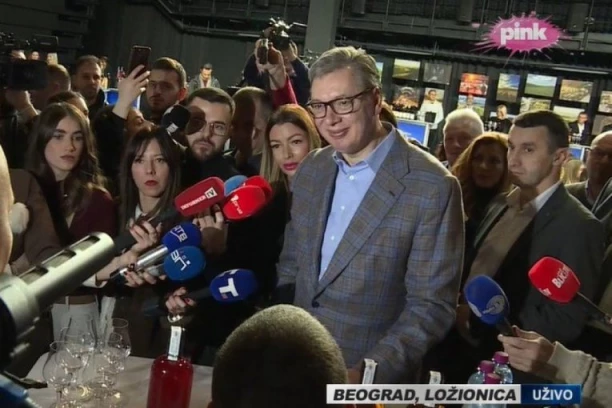 KINA JE ZA NAS IDEALNA PRILIKA! Vučić u Ložionici sa srpskim proizvođačima pića: Moramo da nalazimo nova tržišta da plasiramo naše proizvode (VIDEO)