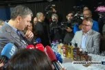 MORAMO DA IZVOZIMO 15-20 MILIONA BOCA U KINU! Vučić objasnio stanje na tržištu vina: Samo tada će vinarska industrija moći da opstane (VIDEO)