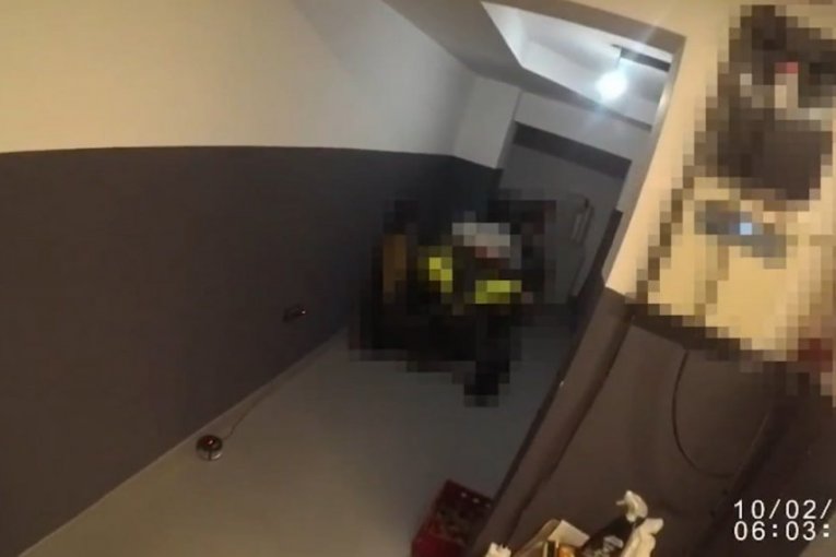 Policija upala u kući Radoja Zvicera