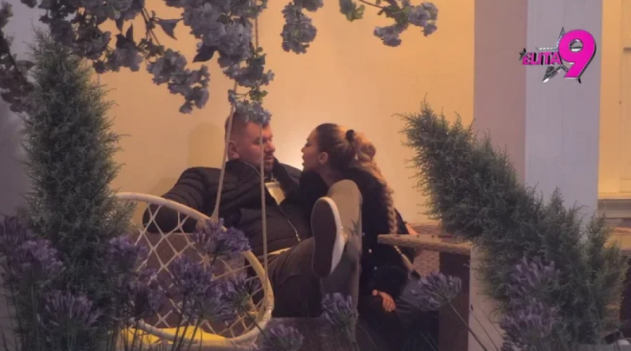 NAŠLJOKANU ANELI JEDVA OBUZDALO OBEZBEĐENJE: Nasrnula na Janjuša jer joj nije UZVRATIO LJUBAV! Poniženje veka! (VIDEO)