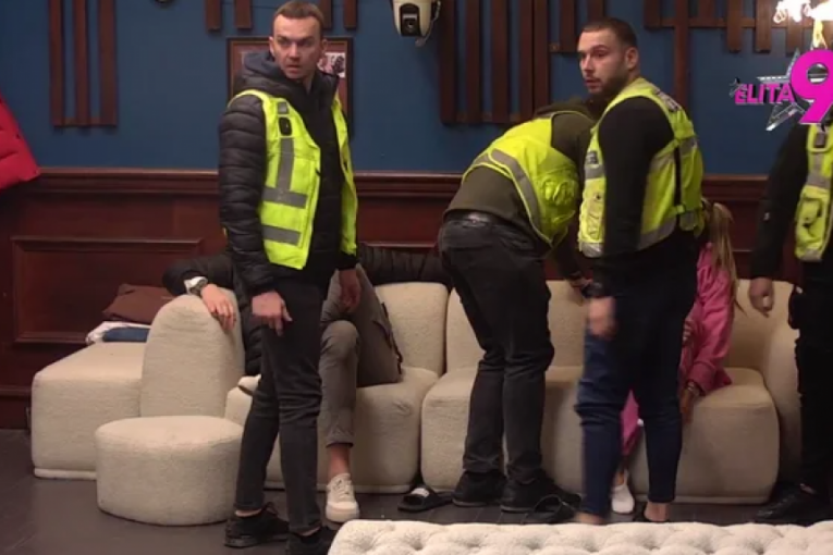 Aneli napala Janjuša