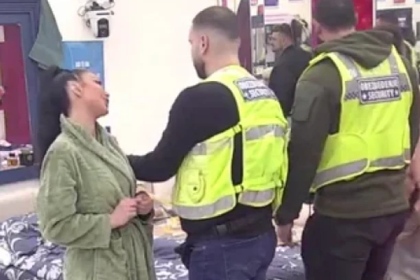 POLICIJA ODVODI MAJU MARINKOVIĆ IZ RIJALITIJA: Nakon što je UNAKAZILA Boginju, uneta informacija iz spoljnog sveta! (VIDEO)