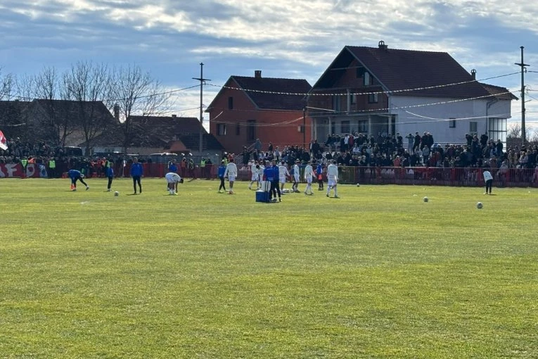 STANKOVIĆ ŠOKIRAO STARTERIMA: Zvezda protiv Budućnosti nastavlja odbranu trofeja u Kupu