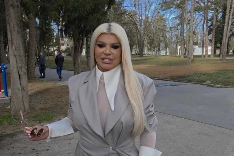 "ESTRADA JE PUNA VANBRAČNE DECE": Dara Bubamara o SKANDALU Milice Todorović: Ja sam isključivo sa slobodnima! (VIDEO)