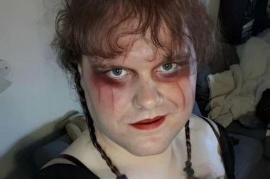 DELOVAO JE MIRNO I POVUČENO! Svedočenja učenika o navodnom napadaču iz škole SMRTI u Kanadi: Uvek je sedeo sam...