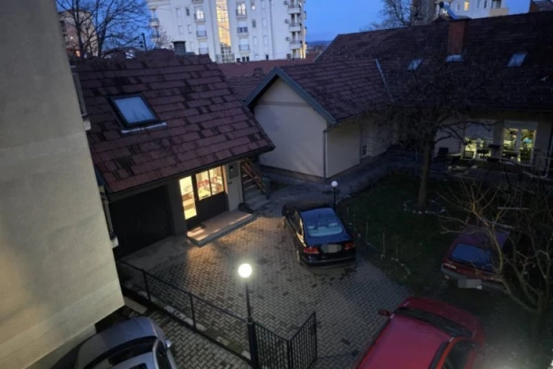 POSLE SVAĐE, UBO MAJKU U VRAT I STOMAK! Detalji jezivog zločina u Kruševcu! OGLASILO SE TUŽILAŠTVO!