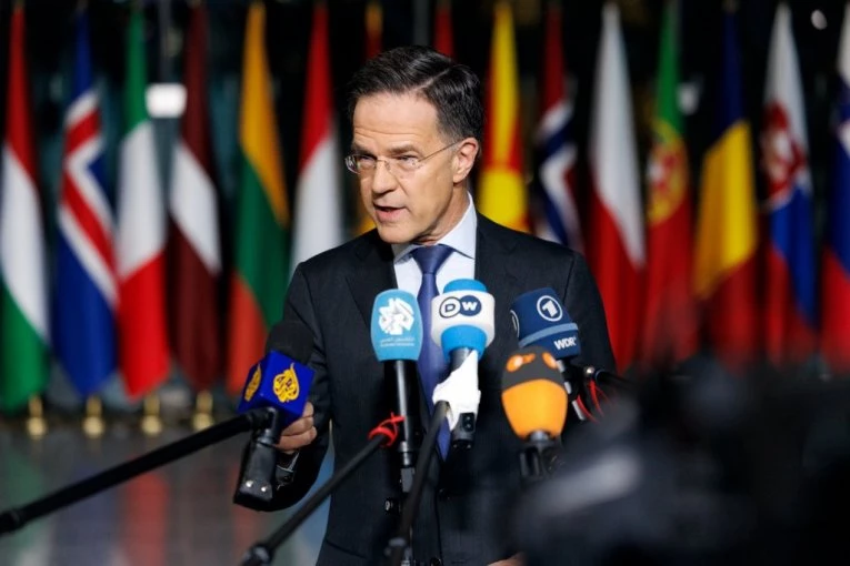 "NEMATE KAPACITET, ZATO ČEKATE DA VAM AMERIKANCI OČISTE DVORIŠTE! Generalni sekretar NATO ŽESTOKO UDARIO na Evropljane!