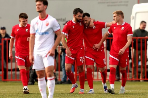 DAN POSLE ISTORIJSKE UTAKMICE ISKUSNI KREATOR IGRE CENTRALNA FIGURA U DOBANOVCIMA: Milan Janjić “zlatna  kopačka” Budućnosti!