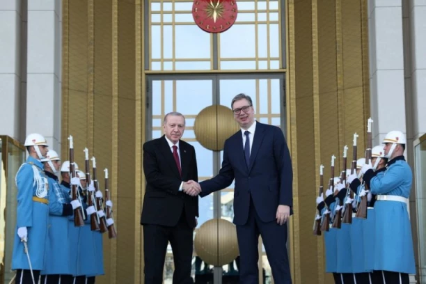 ERDOGAN DOLAZI U SRBIJU U MAJU ILI JUNU!