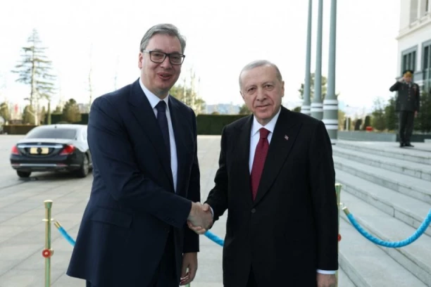 ERDOGAN DOLAZI U SRBIJU U MAJU ILI JUNU!