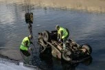 JEZIV KRAJ POTRAGE ZA NESTALIM MUŠKARCEM: Dunav izbacio branik automobila, ronioci zanemeli pred prizorom na dnu reke: "LEŽAO JE TU DECENIJU!" (FOTO)