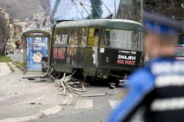 DIREKTOR GRAS-A PODNEO OSTAVKU POSLE NESREĆE U SARAJEVU! Devojčica u teškom stanju, mladić preminuo na mestu!