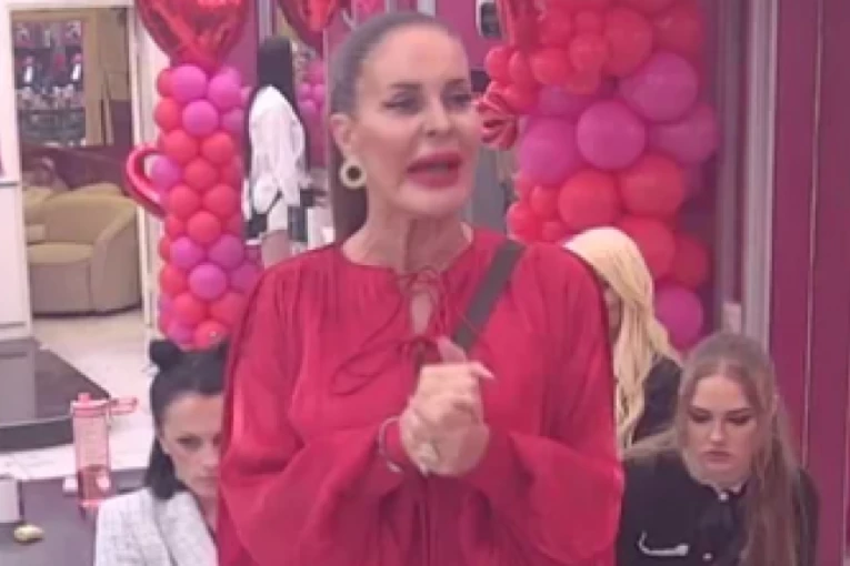 "NEK JOJ SE VRATE SVI TUMORI" Najbrutalnija KLETVA izgovorena UŽIVO u programu, Kačavenda se SLOMILA pred celom nacijom!