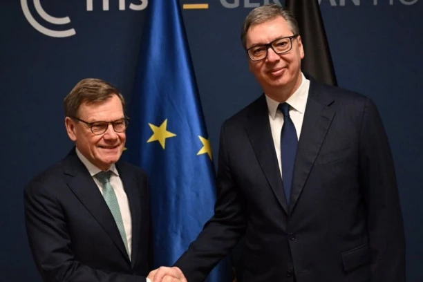 OGLASIO SE VUČIĆ IZ MINHENA! Predsednik objavio detalje sastanka sa Vadefulom - OVOJ TEMI posvećena posebna pažnja (FOTO)