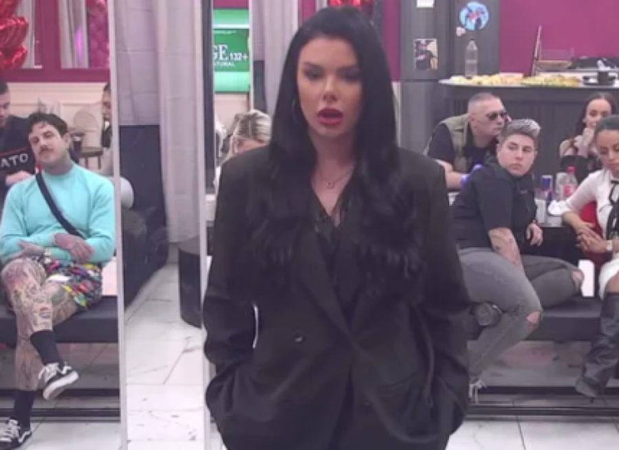 NAJBRUTALNIJE IŽIVLJAVANJE ANĐELA RANKOVIĆA NAD ANITOM: Polivao je BEBI ULJEM, a onda joj postavio OVAJ uslov u krevetu! (FOTO)