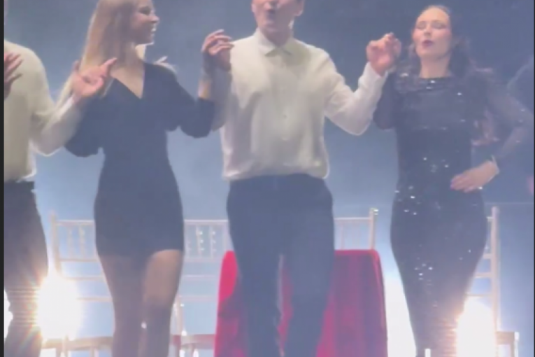 Ana Bekuta srpsko kolo u Zagrebu