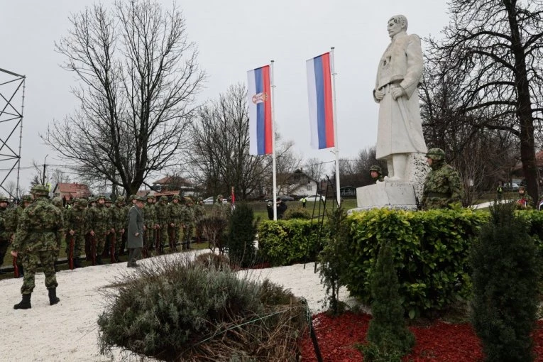 POČELA CEREMONIJA U ORAŠCU! Predvodi je Đuro Macut! (FOTO)