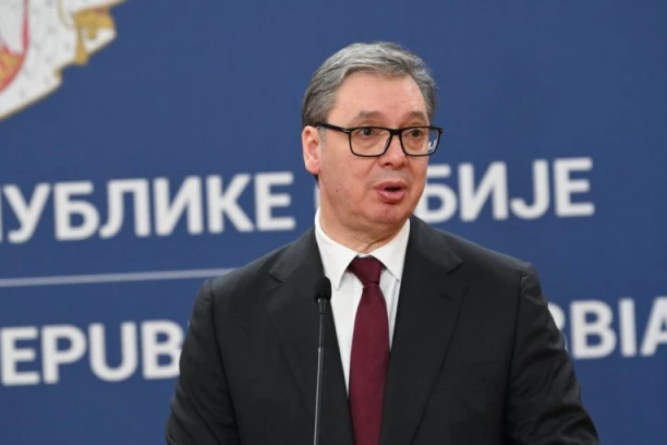 POVODOM DANA DRŽAVNOSTI! Tačno u 12 svečanost u Palati Srbija - Vučić uručuje odlikovanja