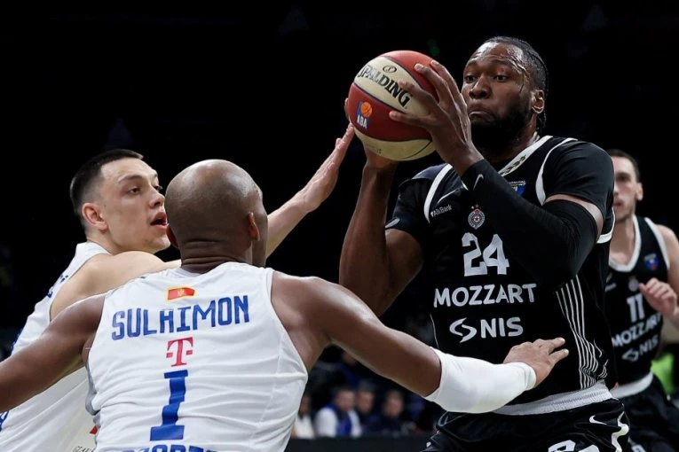 SUROVA DOMINACIJA PARTIZANA! Pljušte trojke sa svih strana!