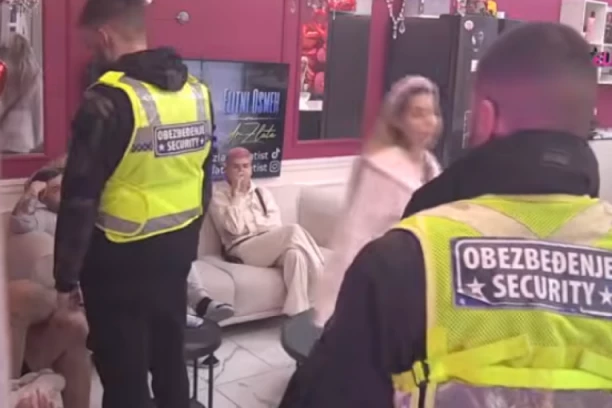 MOMENTALNI PREKID PROGRAMA! Obezbeđenje HITNO moralo da prekine TUČU Aneli i Janjuša! (FOTO)