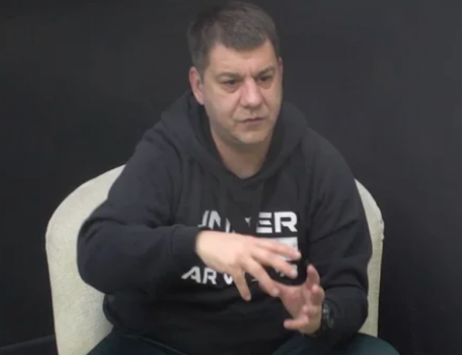 ANĐELO PESNICAMA MLATIO ANITU ISPOD POKRIVAČA: Monstruozni detalji IŽIVLJAVANJA nad njom, nije mogla da mu se odupre!