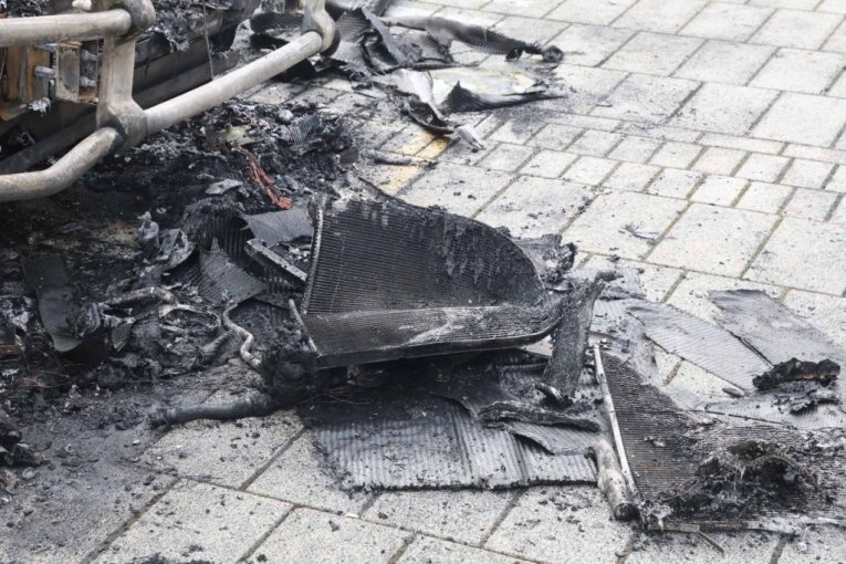 Automobil Bake Praseta