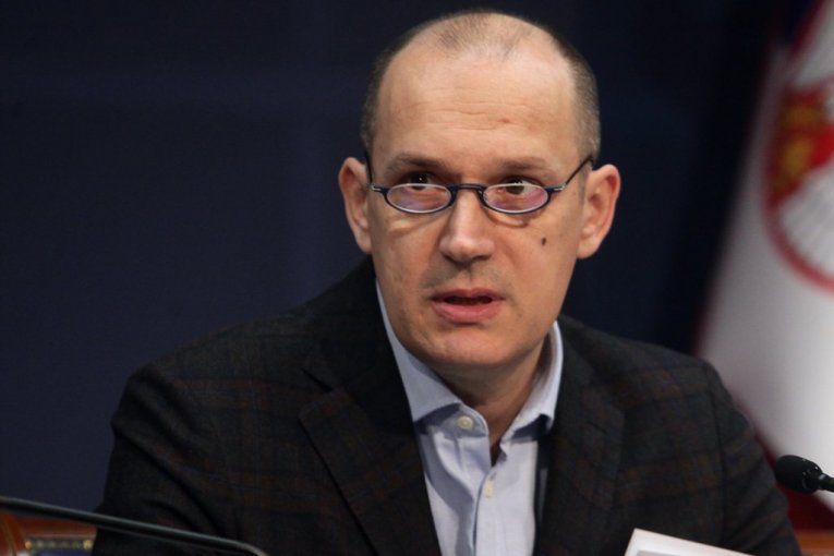 Ministar zdravlja Zlatibor Lončar