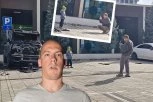 DECA SE FOTKAJU ISPRED ZAPALJENOG AUTA BAKE PRASETA: Šok-scene u Beogradu na vodi (GALERIJA)