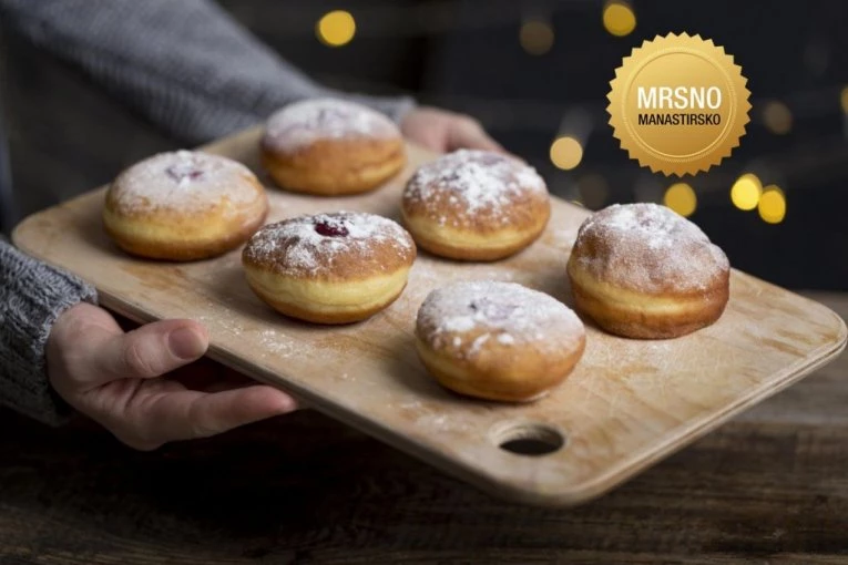 MANASTIRSKE KROFNE PO ZAPISU STAROM VIŠE OD VEKA: Ukus koji se pamti - recept jeromonaha Jeroteja