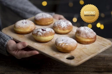 MANASTIRSKE KROFNE PO ZAPISU STAROM VIŠE OD VEKA: Ukus koji se pamti - recept jeromonaha Jeroteja