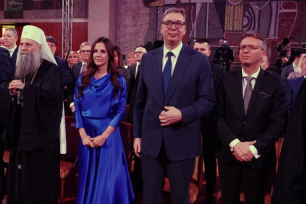 "SRPSKI NAROD NA SRETENJE SREO JE SVOJU SUDBINU" Predsednik Vučić: Svi mi znamo da Srbin za slobodu živi ili umire! (VIDEO)
