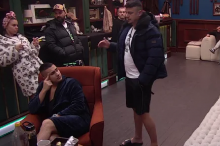 Ivan Marinković provocira Asmina Durdžića