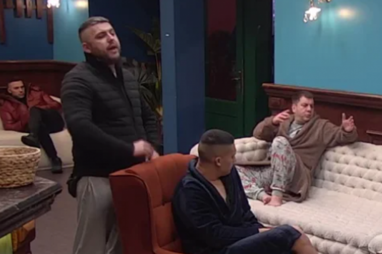 Ivan Marinković provocira Asmina Durdžića