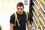 AKO GA VIDITE, POZOVITE 192! Policija traga za ovim muškarcem! (FOTO)