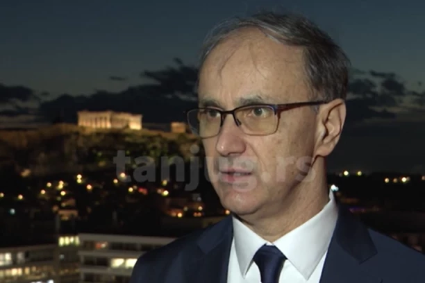 "VELIKA, JAKA I JEDINSTVENA VEZA IZMEĐU SRBIJE I GRČKE"! Premijer Macut na svečanom prijemu u Atini povodom Dana državnosti Srbije - Sretenja! (VIDEO)