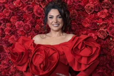 NA PIJACI PRODAVALA DONJI VEŠ I ČARAPE, A SADA BROJI MILIONE! Ovo sigurno niste znali - životna priča Nadice Ademov OSTAVLJA BEZ DAHA!