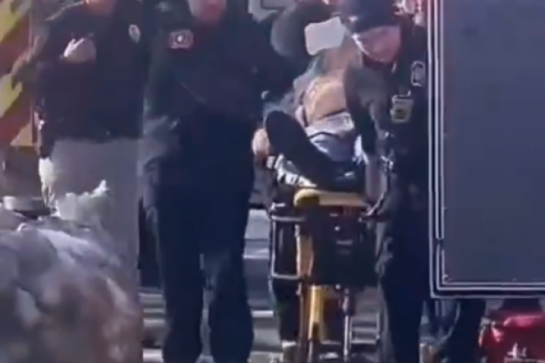 GIRL KILLED, SEVERAL INJURED, ATTACKER LIQUIDATED! First images of the massacre at a children's match in Rhode Island! PARENTS CAUSED THE BLOODSHED! (DISTURBING VIDEO)
