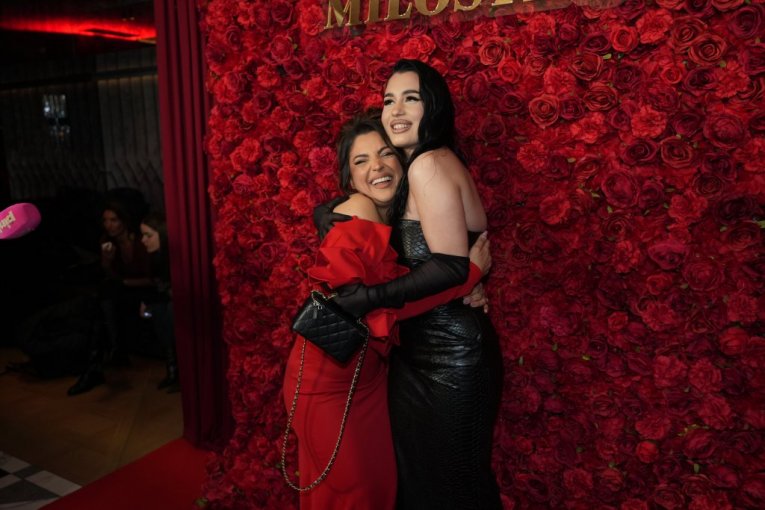 Zorana Mićanović na promociji albuma Nadice Ademov