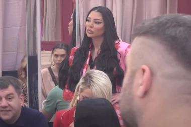 MAJA MARINKOVIĆ NAPUSTILA BELU KUĆU: Zvanična odluka saopštena UŽIVO u programu, OVO će je skupo koštati! (FOTO)