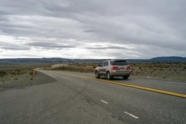 MISTERIJA NA GRANICI! Auto bez tablica dve godine NEPOMIČAN STOJI kod Trbušnice – vlasnik NESTAO bez TRAGA, a vozilo NIKO NE SME DA PIPNE?