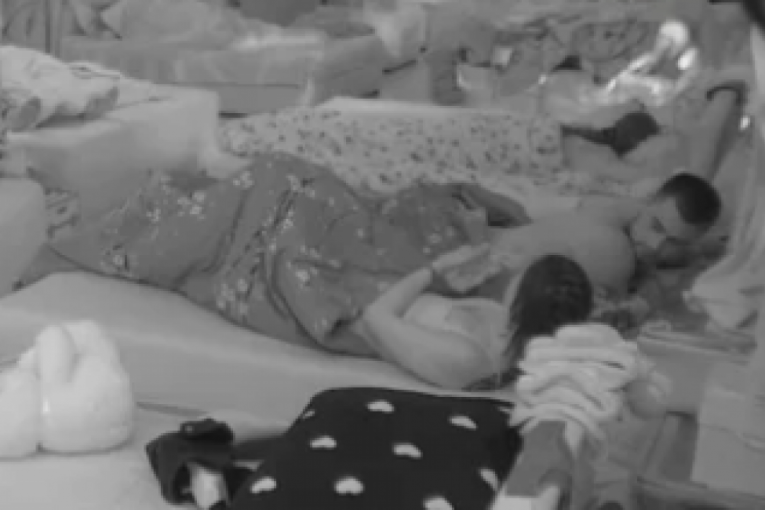 Mina Vrbaški i Viktor Gagić vrela akcija